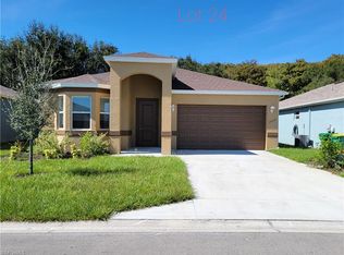 1068 Hamilton St, Immokalee, FL 34142