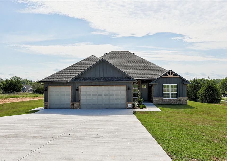 1st image of 2005 Shady Oaks Cir