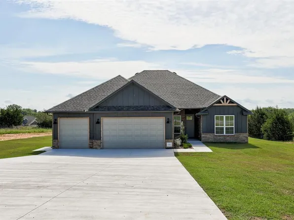 2005 Shady Oaks Cir, Blanchard, OK 73010