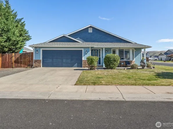 807 Millenium Avenue, Moxee, WA 98936