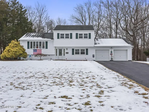 7 Tarrytown Road, Manalapan, NJ 07726