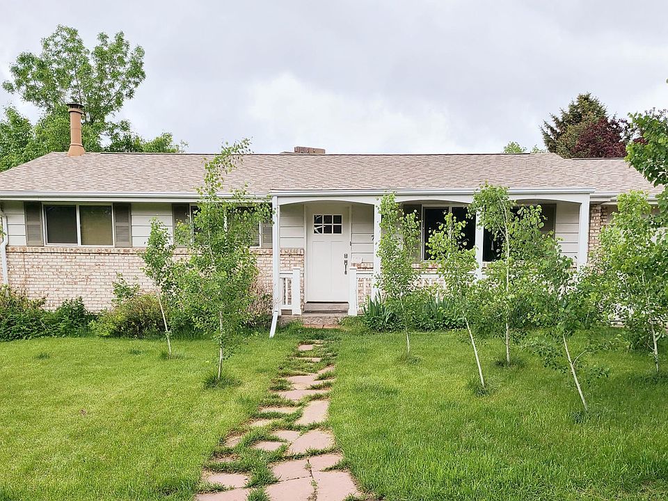 Your own aspen grove in the suburbs!