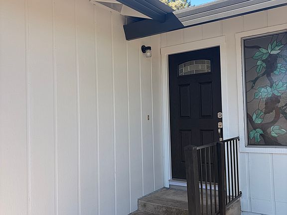 2nd image of 1821 Mission Blvd #1821