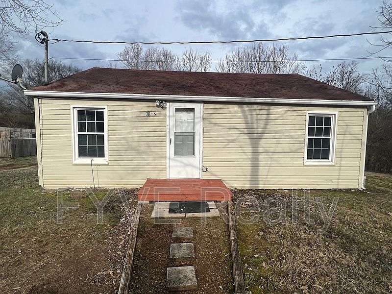1st image of 3805 Romines Dr