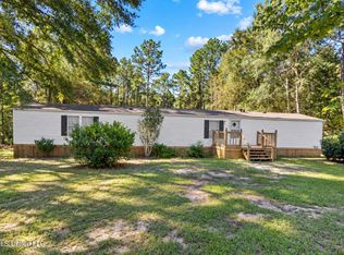 28 Herrington Rd, Wiggins, MS 39577