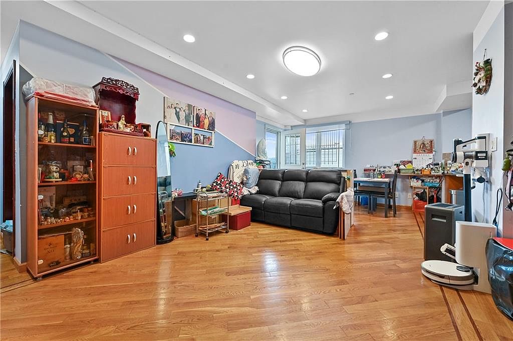 6214 24th Ave APT 2B, Brooklyn, NY 11204 Zillow