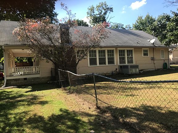 2nd image of 504 E Charlotte Ave