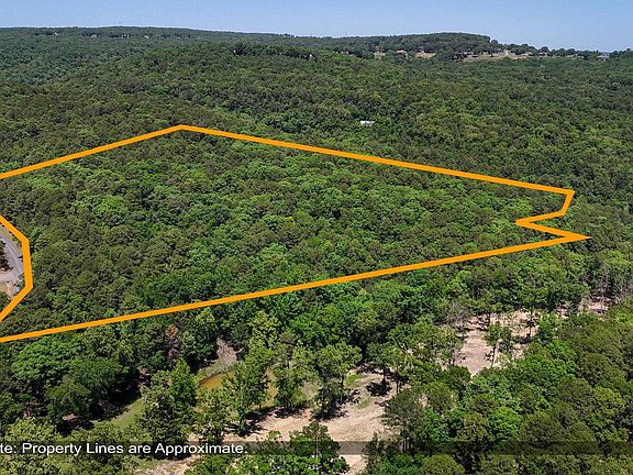 3rd image of 1073 Circle Acres Rd