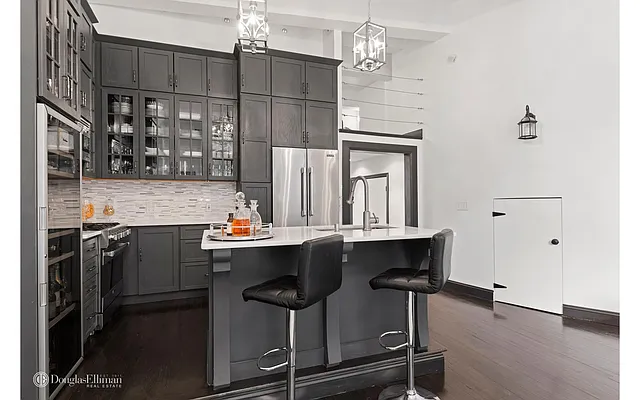 Rented by Douglas Elliman | media 11