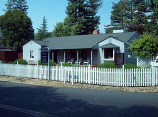 5042 Coombsville Rd, Napa, CA 94558