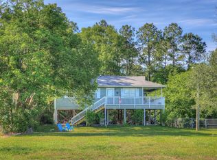 8621 Old Stage Rd, Moss Point, MS 39562