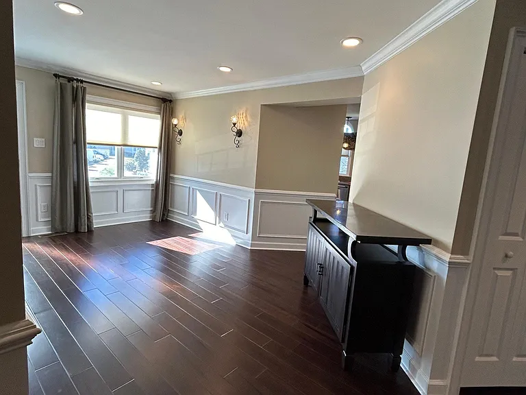 1423 Kathleen Ct — Photo 8
