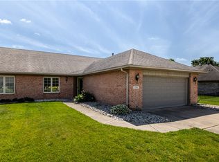 1990 Swallowtail Ct, Englewood, OH 45315