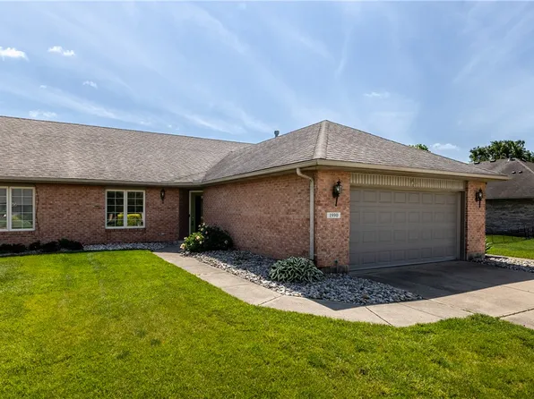 1990 Swallowtail Ct, Englewood, OH 45315