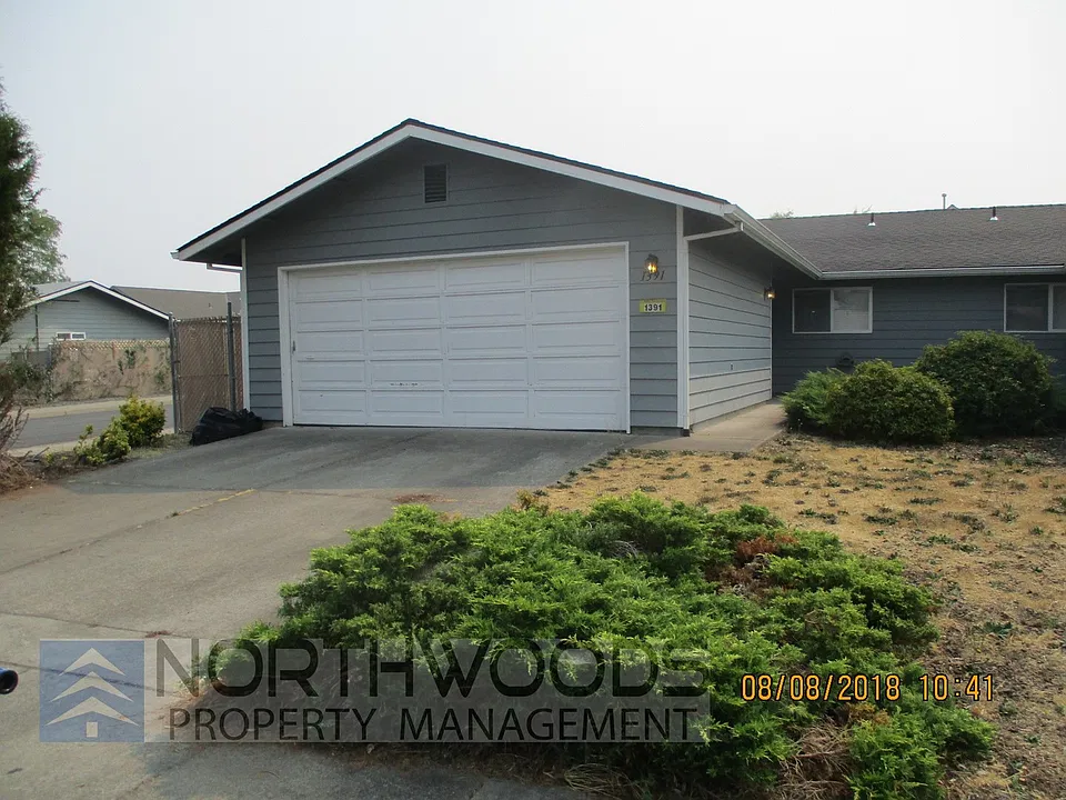 1391 Kokanee Ln