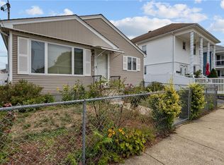 62 Littlefield St, Pawtucket, RI 02861