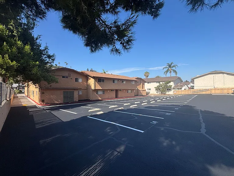 Adobe Falls Investors, LLC — Photo 18