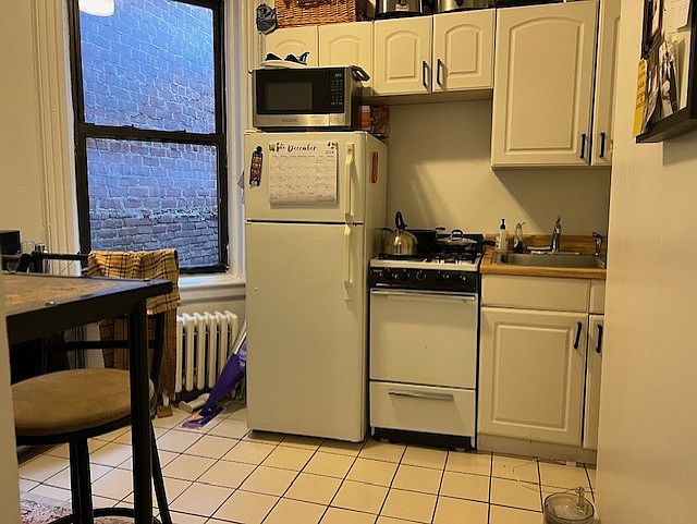 1st image of 245 E 83rd St #5D