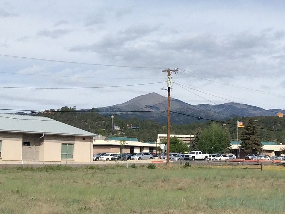 2nd image of 202 White Mountain Dr