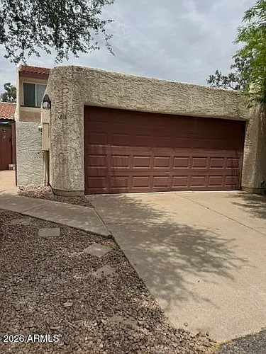 1818 S River Dr Photo 1