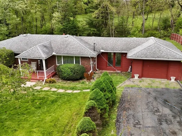 120 Bonnie Beth Dr, Wellsburg, WV 26070
