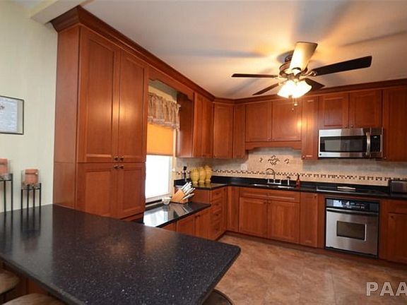 5th image of 5812 N Mackinac Dr