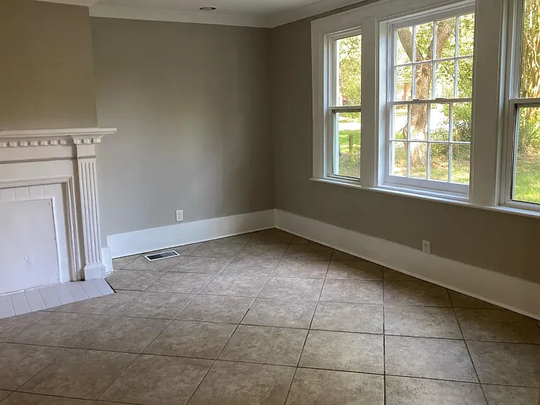 640 Plymouth St — Photo 6