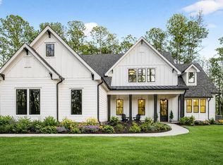 1280 Lake Dr, Greensboro, GA