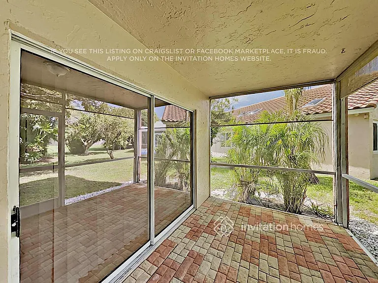 8528 Windy Cir — Photo 15