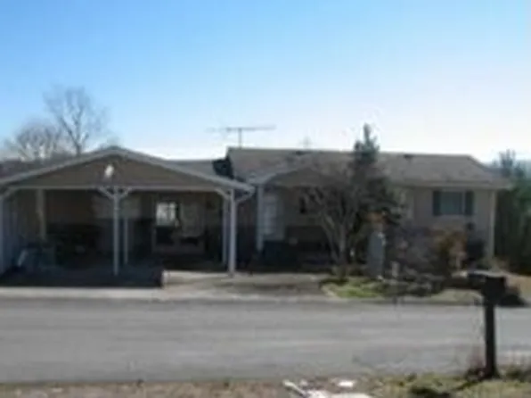 139 Besle Dr, Sharps Chapel, TN 37866