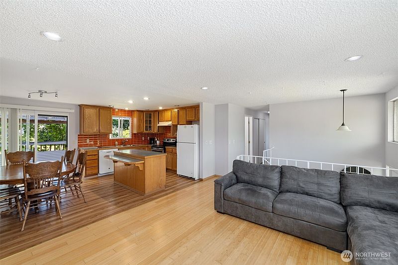 5th image of 31229 10th Avenue S