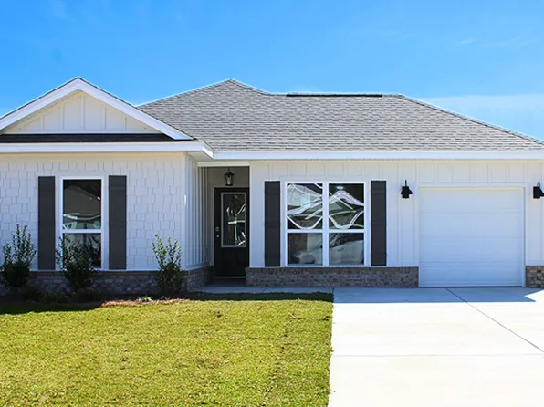 7588 Courant Cir, Foley, AL 36535