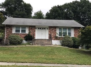 22 Clay St, New City, NY 10956