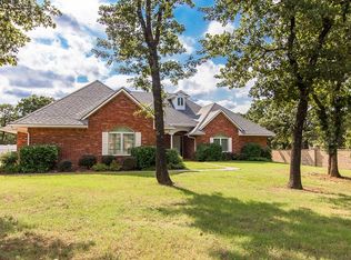 1601 Maple Dr, Blanchard, OK 73010