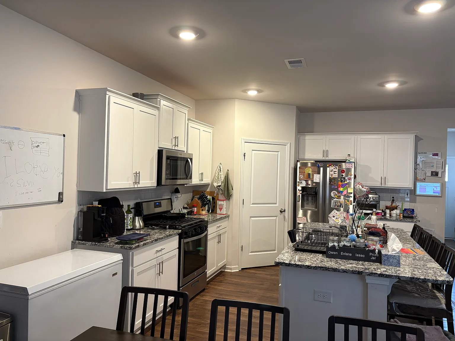 5 bed, 2511 sqft, $2,750 — Photo 4
