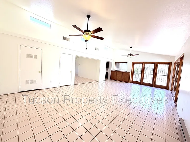 3002 N Palo Verde Ave — Photo 10