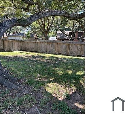 4th image of 1704 Laurel Oaks Dr