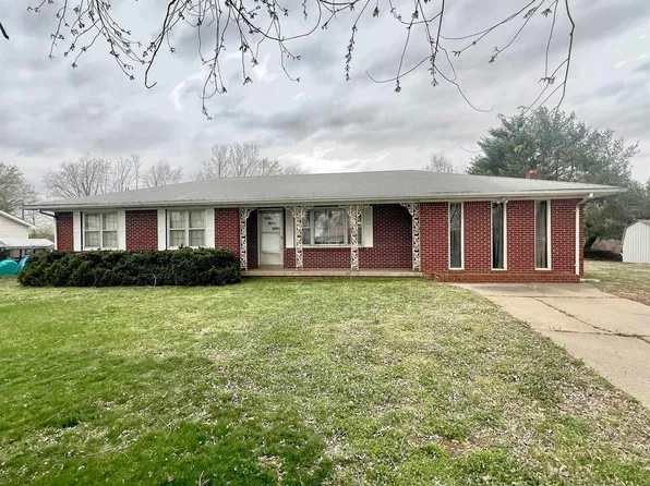 1428 Meadow Dr, Union City, TN 38261
