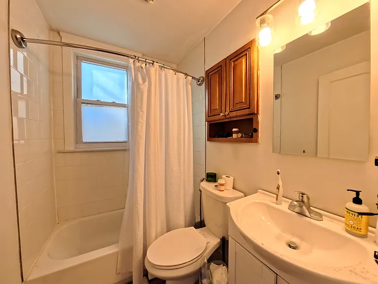 436 Waverley Oaks Rd #1B — Photo 4