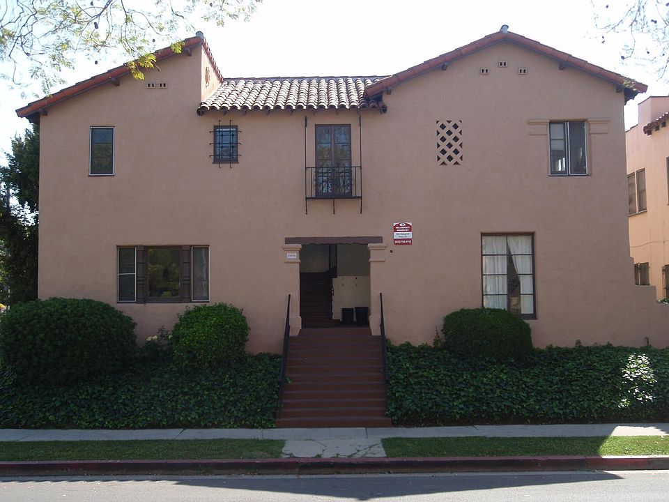 1st image of 7464 Oakwood Ave