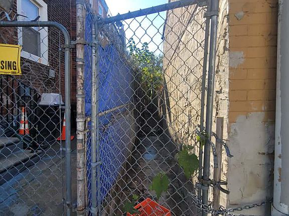 5th image of 3938 N Delhi St