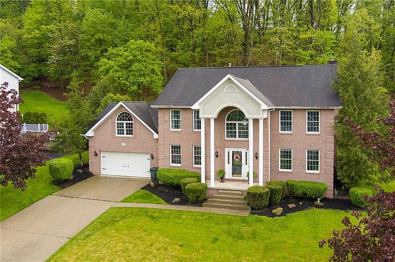 819 Stonebridge Dr, Greensburg, PA 15601 Zillow