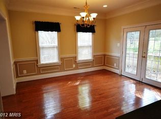 5806 Amelia St, Springfield, VA 22150