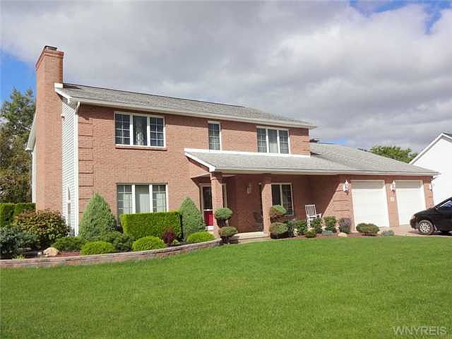 1st image of 32 Rolling Woods Ln