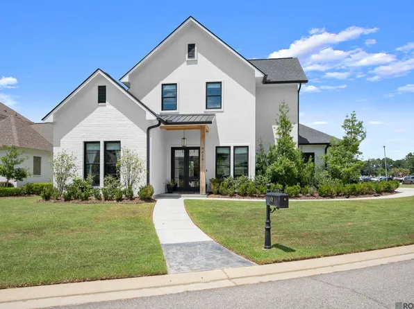 9424 Saint Andrews Ct, Denham Springs, LA 70726