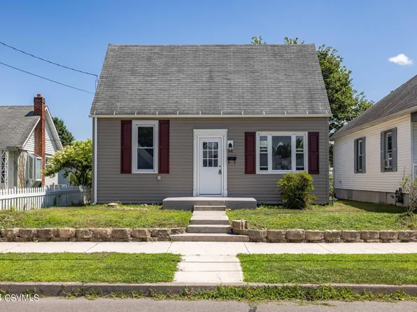 1324 Chestnut St, Berwick, PA 18603