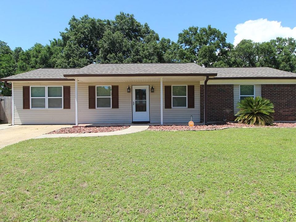 1st image of 4674 Kingston Dr