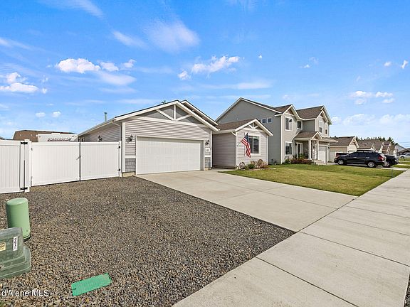 2nd image of 4089 W Belgrave Way