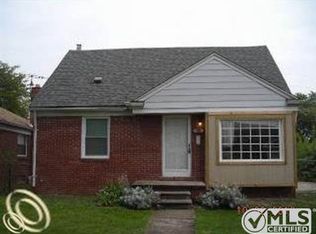 654 Champaign Rd, Lincoln Park, MI 48146