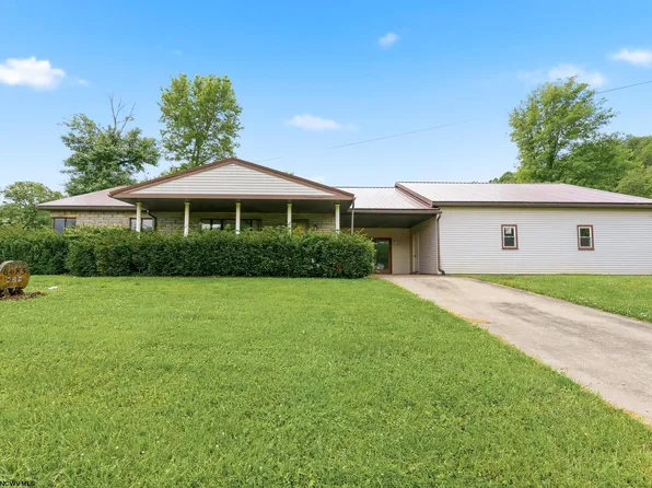 6485 Mason Dixon Hwy, Blacksville, WV 26521
